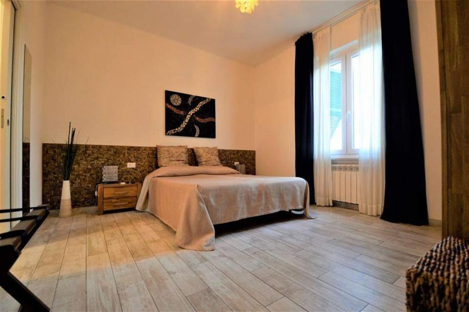 La Spezia Holidays' Rooms Екстериор снимка