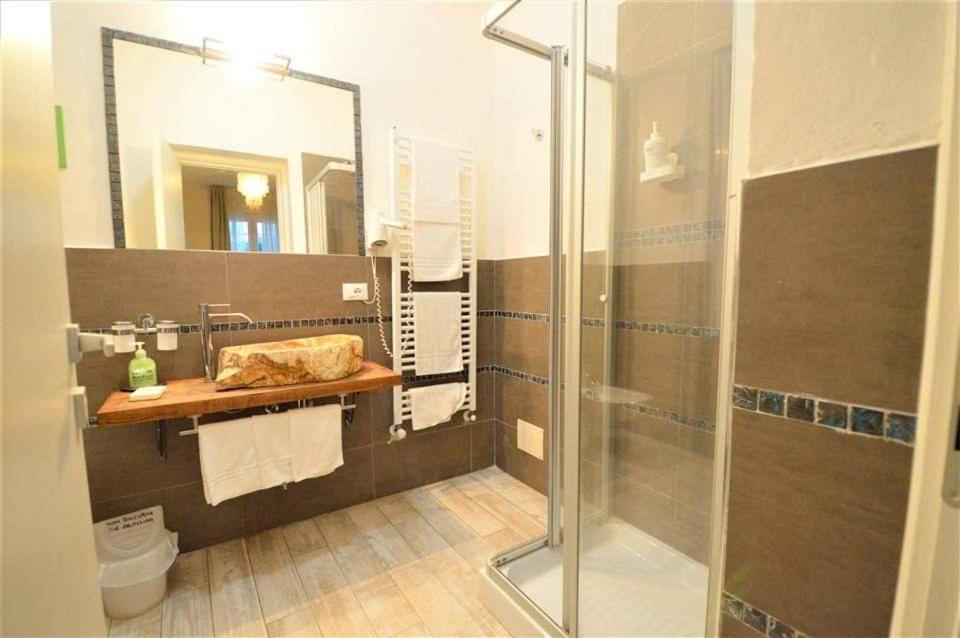 La Spezia Holidays' Rooms Екстериор снимка